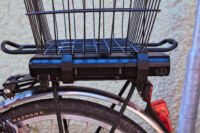 Akku mit Schloss und Ein-/Ausschalter